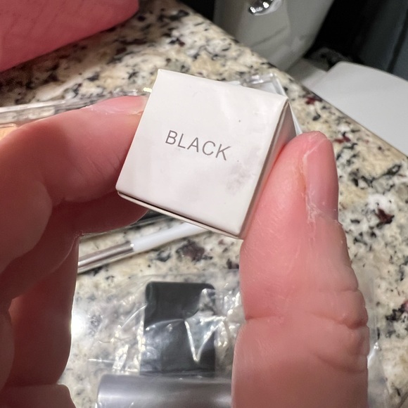 NWT makeup bundle - Picture 5 of 8